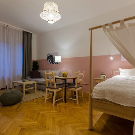 Okra Apartment 布达佩斯 外观 照片